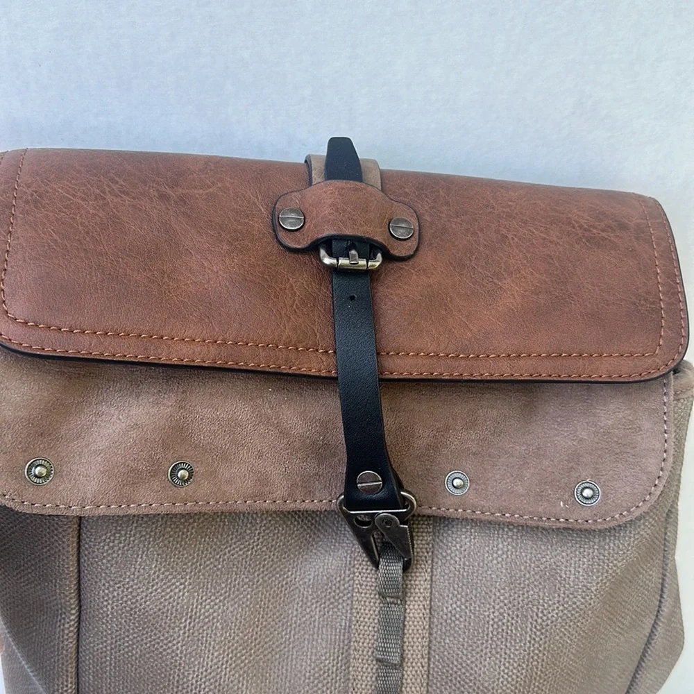 New AUTHENTIC GUESS Cargo /Military Leather Backpack
